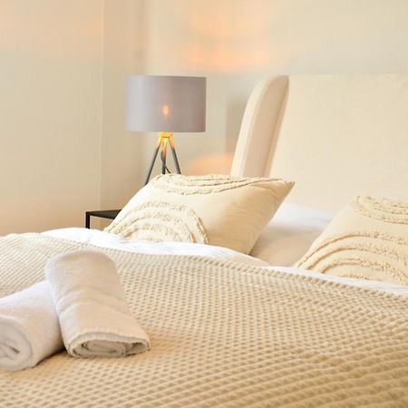 Milpau Bottrop 2 - Modernes Und Zentrales Premium-Apartment Fuer 4 Personen Mit Queensize-Bett Und Einzelbetten - Netflix, Nespresso Und Smart-Tv Екстериор снимка